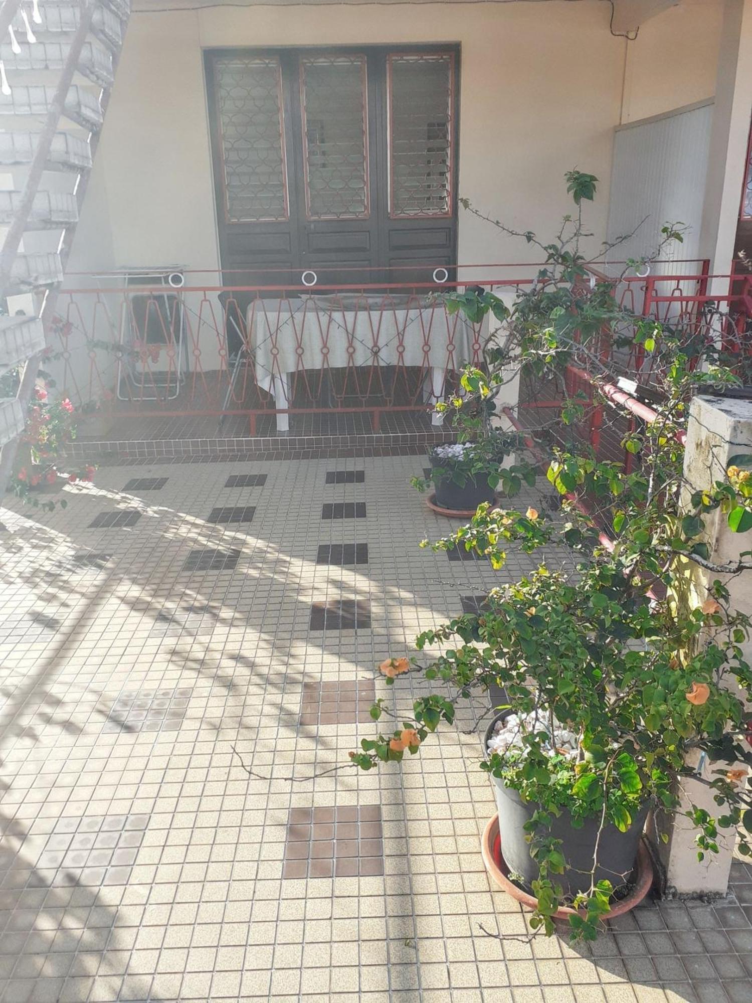 Appartement Charmant A Fort De France 55 M² Proche Centre Ville Fort-de-France Exterior foto
