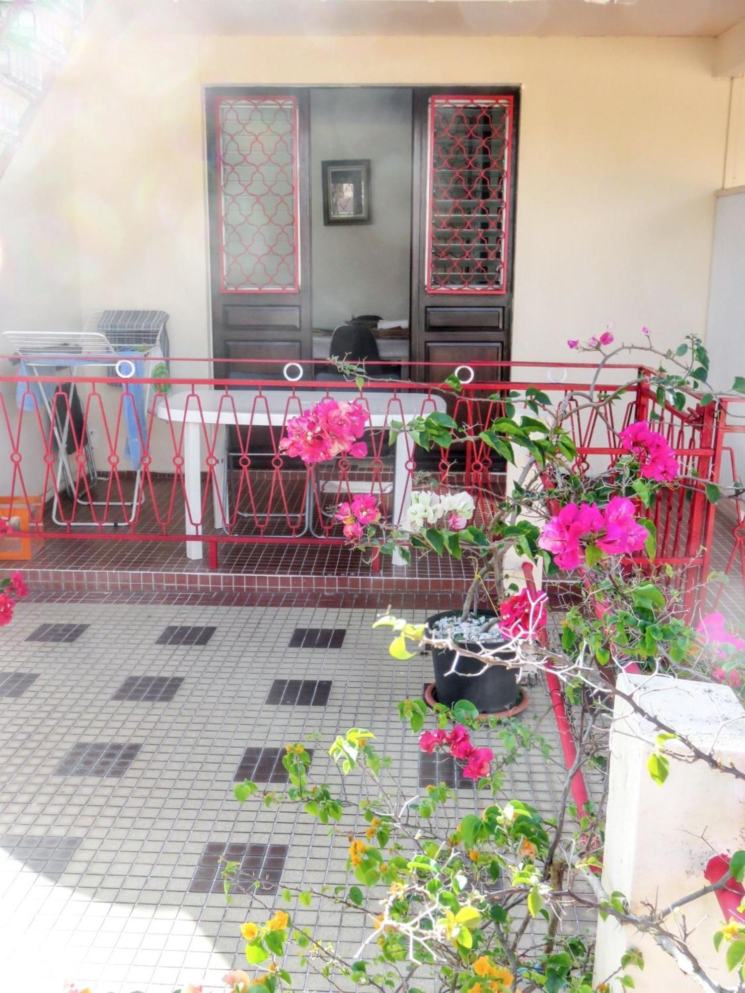 Appartement Charmant A Fort De France 55 M² Proche Centre Ville Fort-de-France Exterior foto